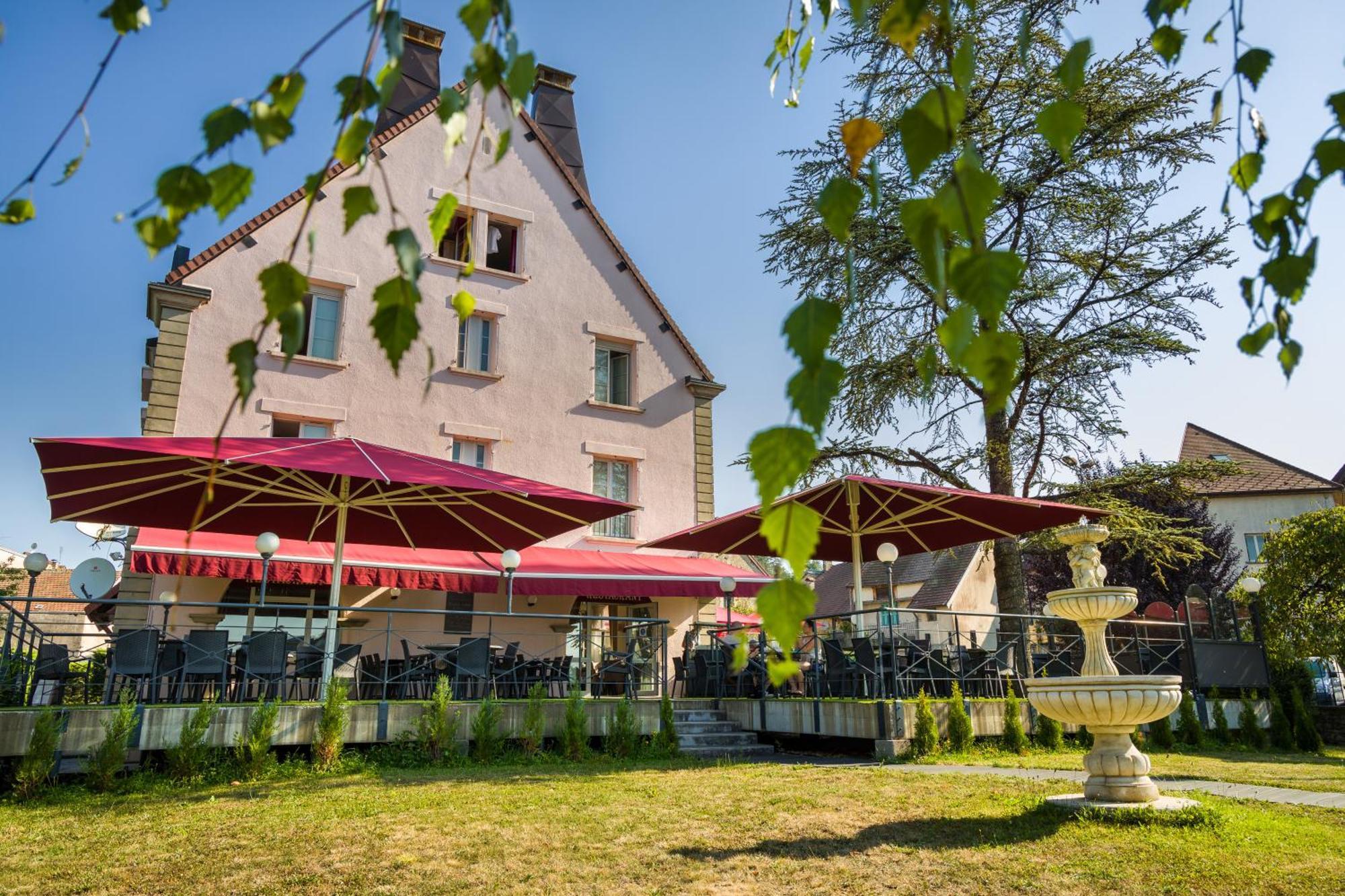 Hotel Le Vouglans - Restaurant La Valouse Orgelet Zewnętrze zdjęcie