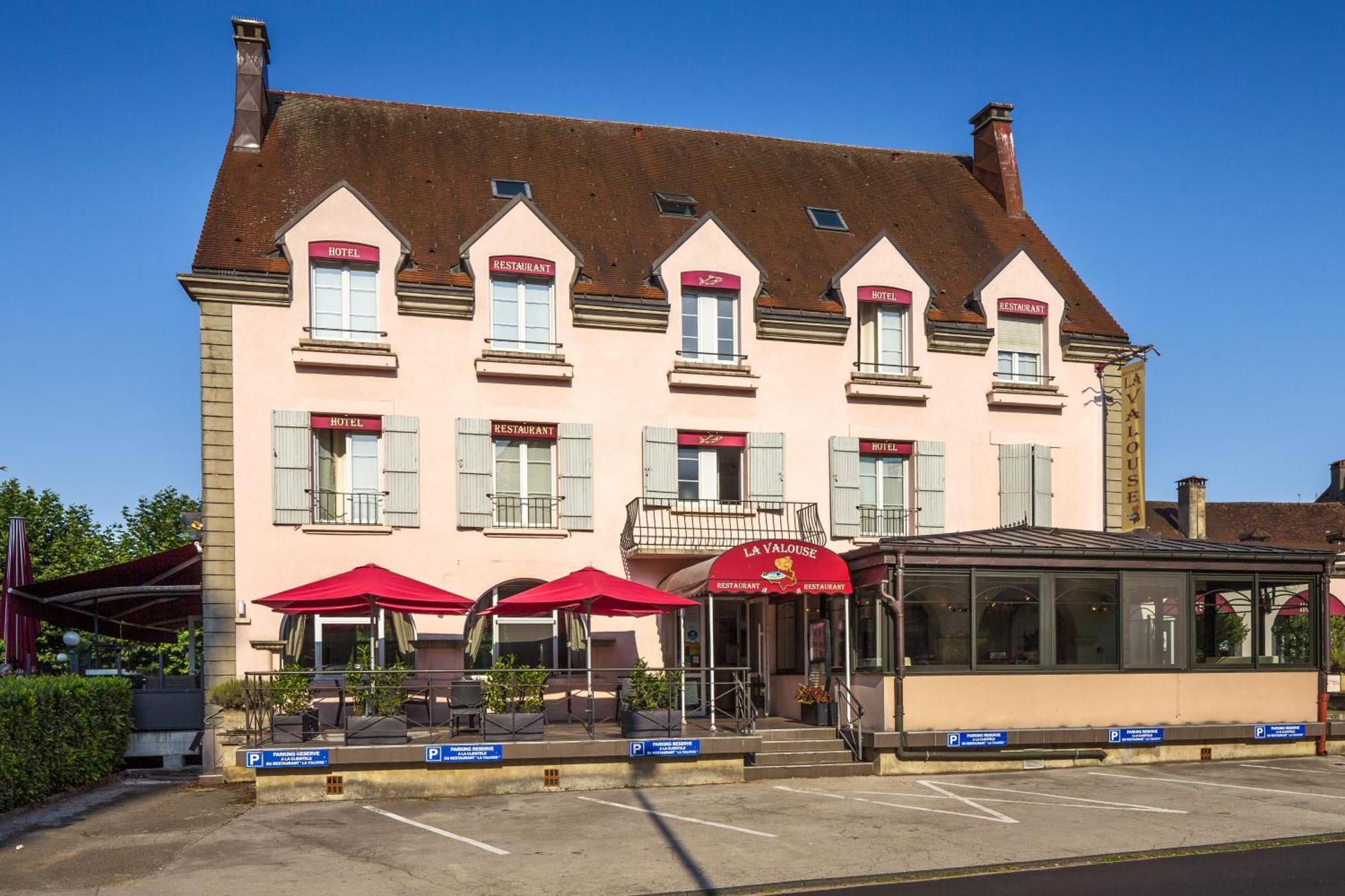 Hotel Le Vouglans - Restaurant La Valouse Orgelet Zewnętrze zdjęcie